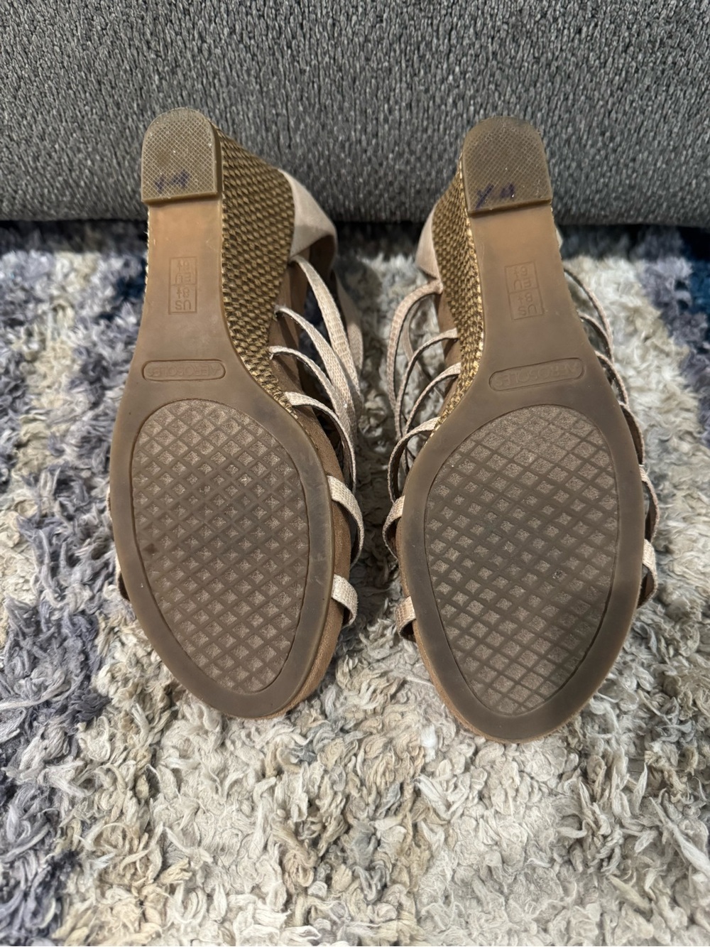 AEROSOLES Beige Metallic Strappy Wedge Sandals - Picture 4 of 5